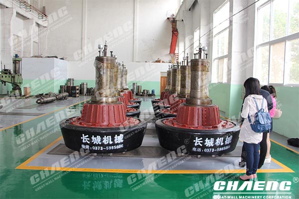  Why do the grinding rollers of the vertical mill wear so easy?