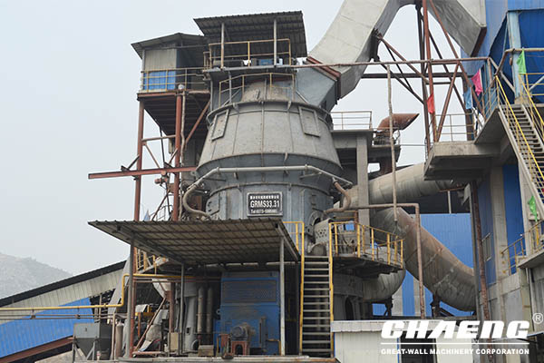 Vertical roller mill for phosphate ore