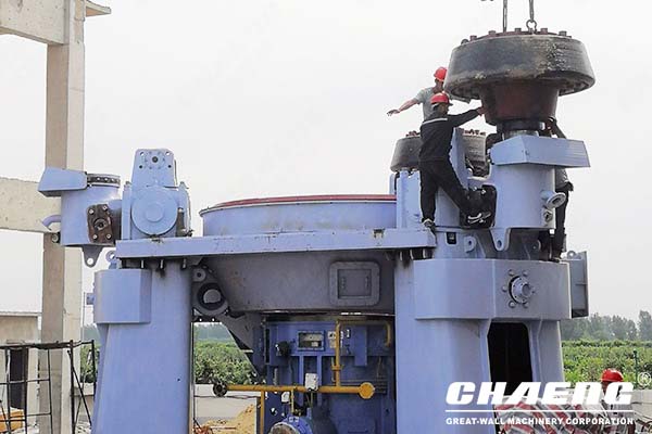 How to make vertical mill grinding roller run more smoothly