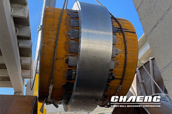 In which season is the rotary kiln tyre easy to break?